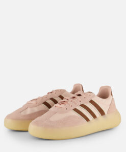 Alternative view of Adidas Barreda Decode Sneakers roze