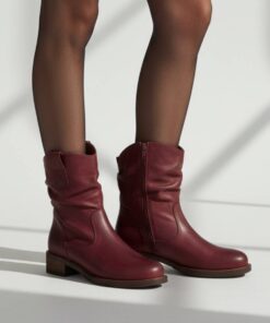 Cellini Plooi Enkellaarsjes rood Nubuck