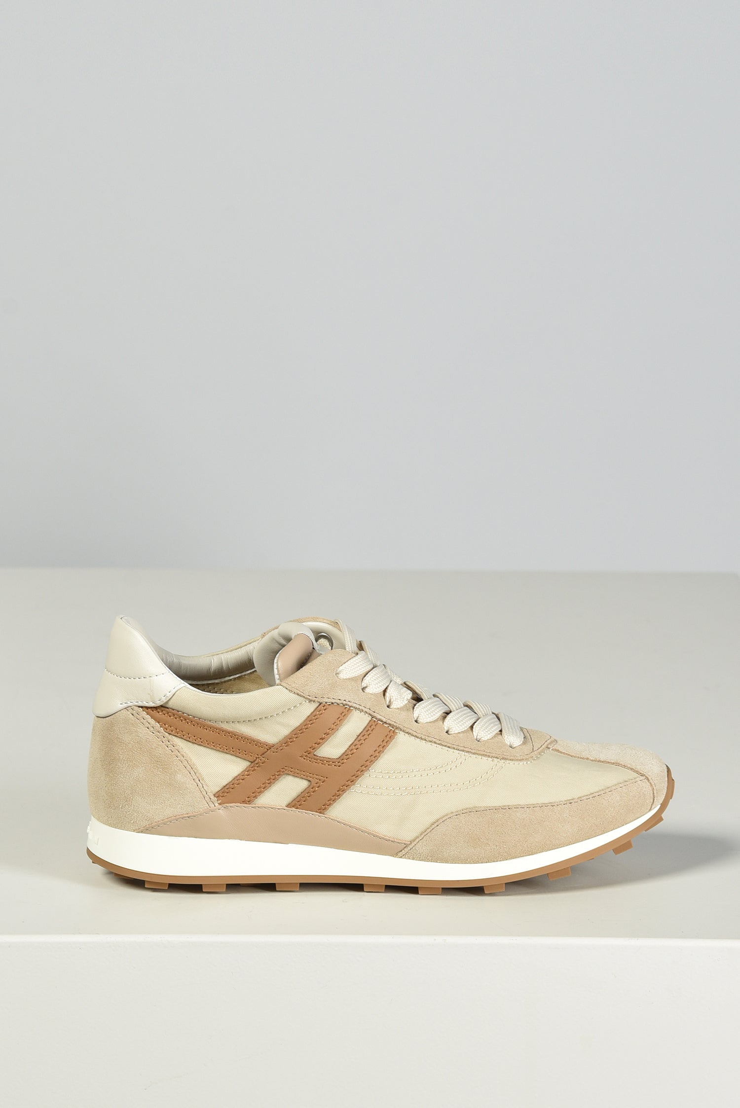 Hogan sneakers H699 HXW6990GA20UZA0FEA beige