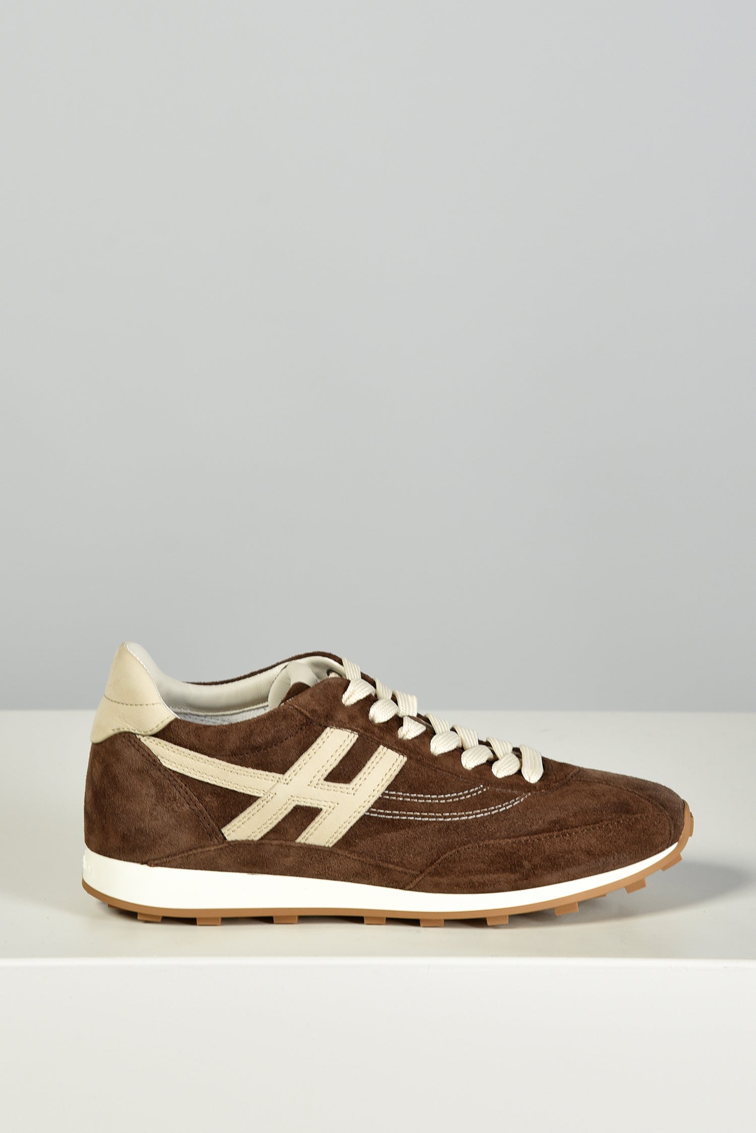 Hogan sneakers H699 HXW6990GA2FUHT0R1L bruin