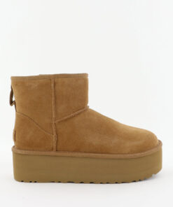 UGG enkellaarsjes Classic Mini Platform 1134991 chesnut